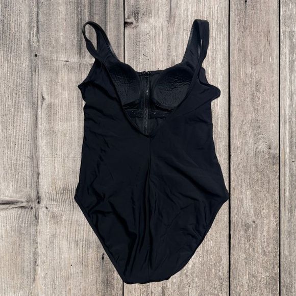 Aqua Green Women's Black Zip Up Faux Leather Trim One Piece Swimsuit Medium NWOT - Picture 2 of 8